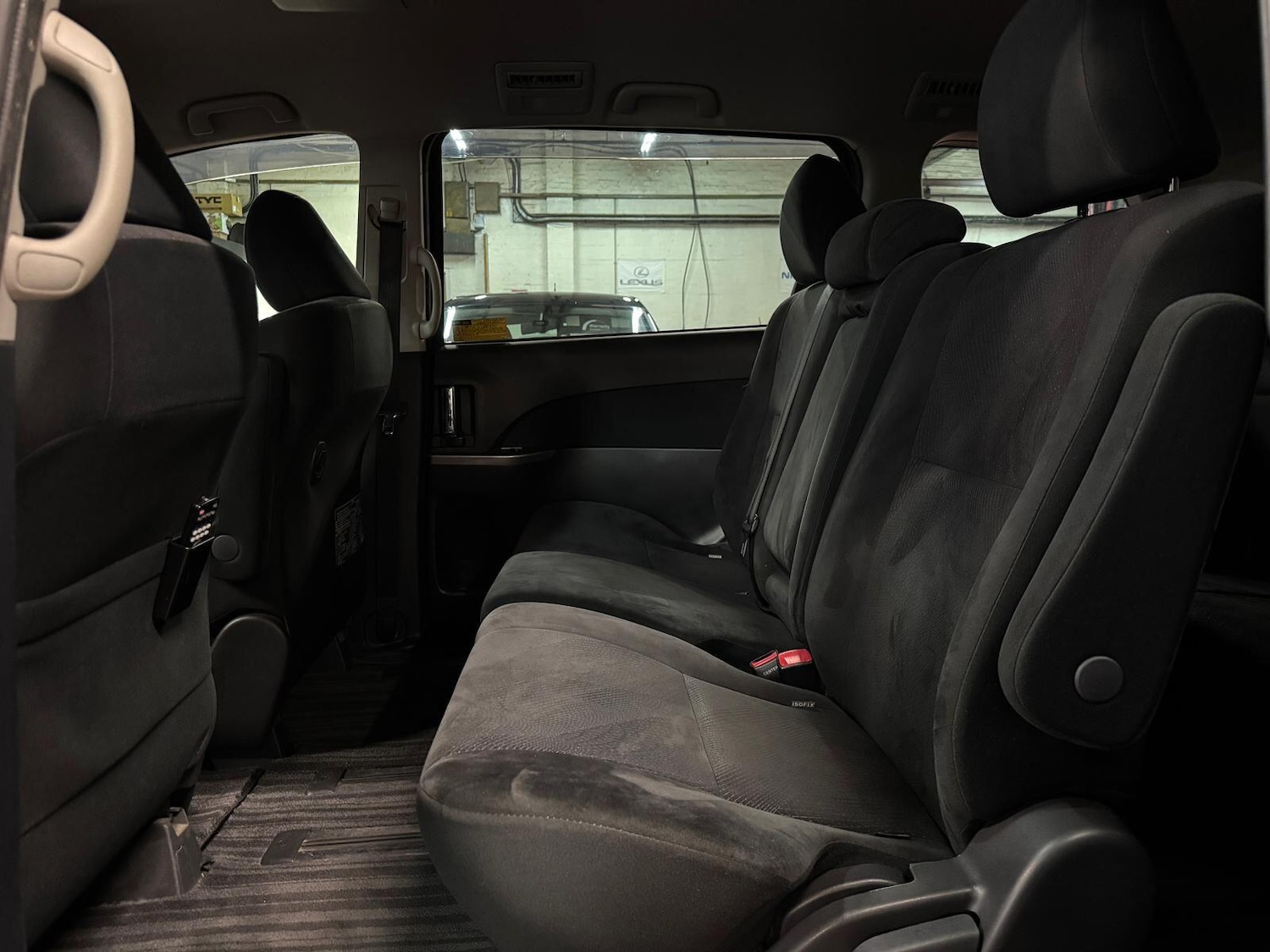 Used Toyota Estima for sale - 77029533: Photo 28