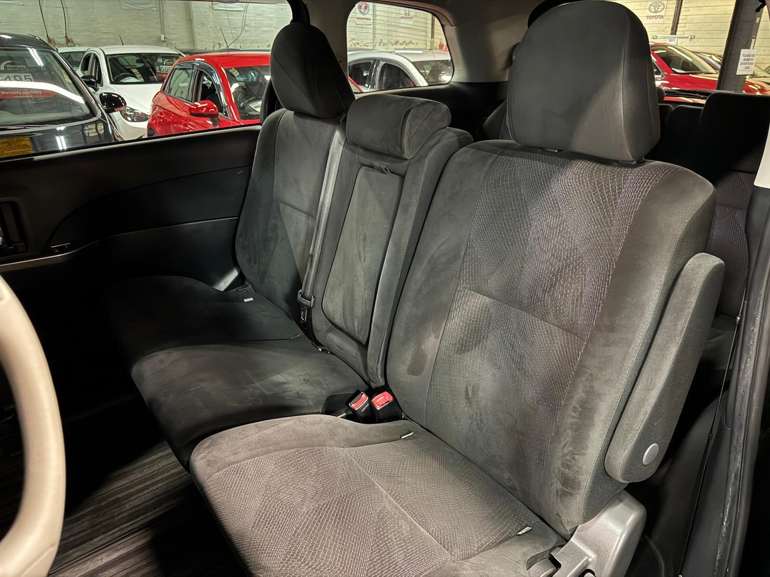 Used Toyota Estima for sale - 77029533: Photo 29