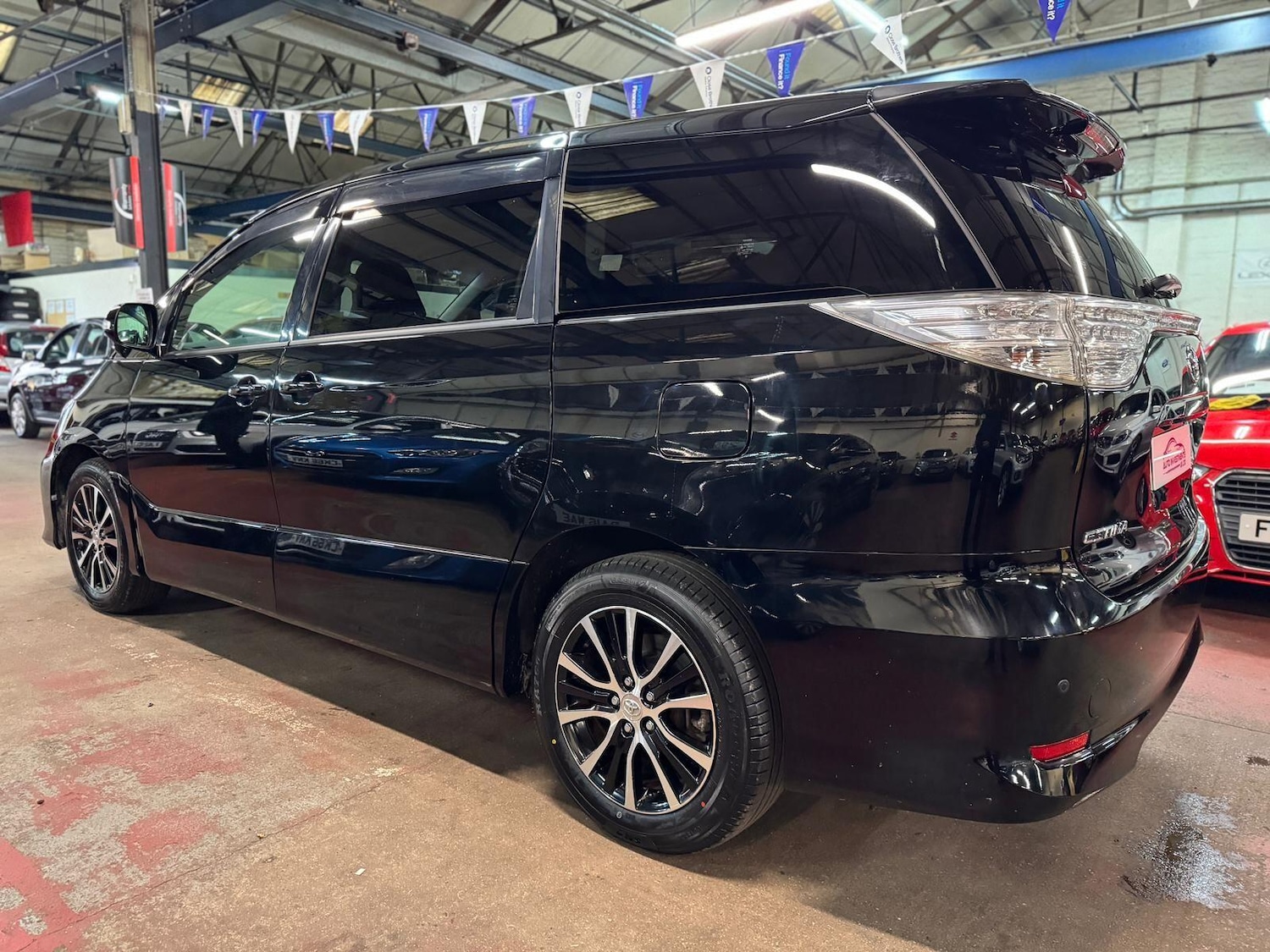 Used Toyota Estima for sale - 77029533: Photo 6