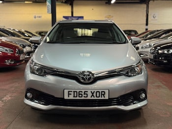 Used Toyota Auris 2016 for sale - 76201342: Photo 2