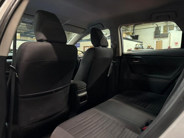 Used Toyota Auris 2016 for sale - 76201342: Photo 30