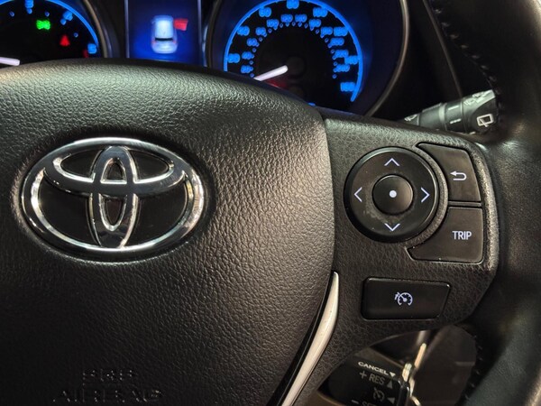 Used Toyota Auris 2016 for sale - 76201342: Photo 38