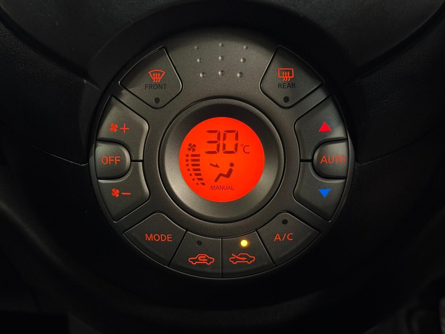 Used Nissan Micra 2011 for sale - 76887139: Photo 43