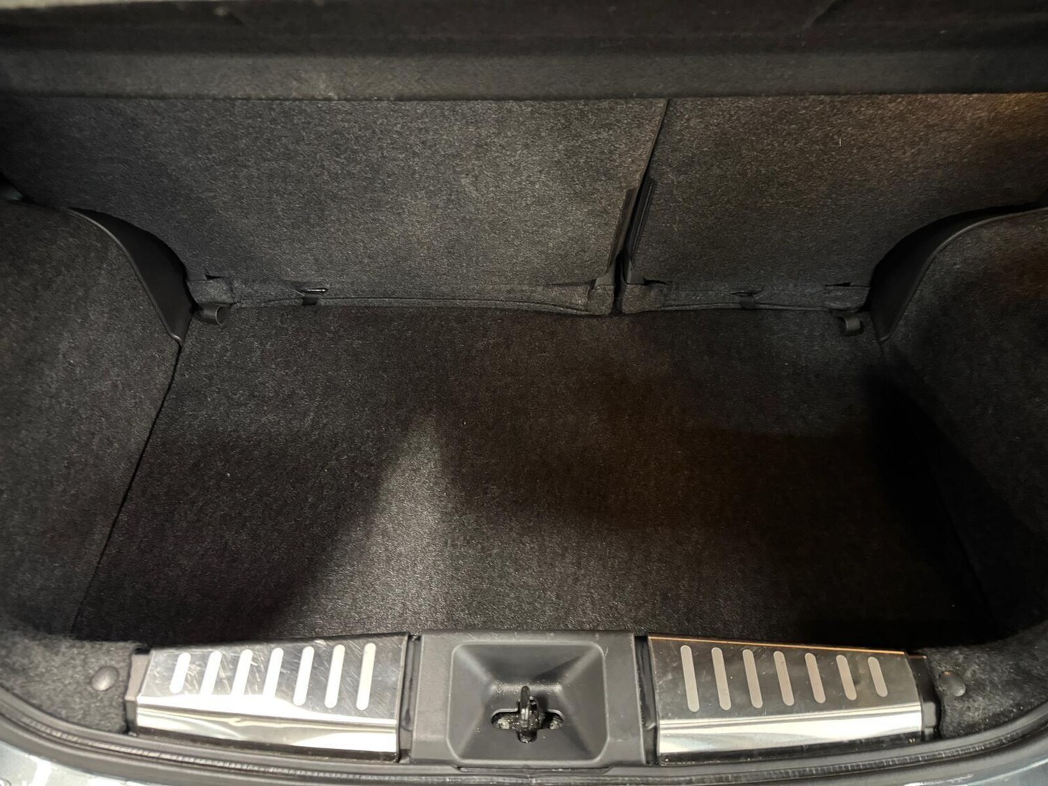 Used Nissan Micra 2011 for sale - 76887139: Photo 47