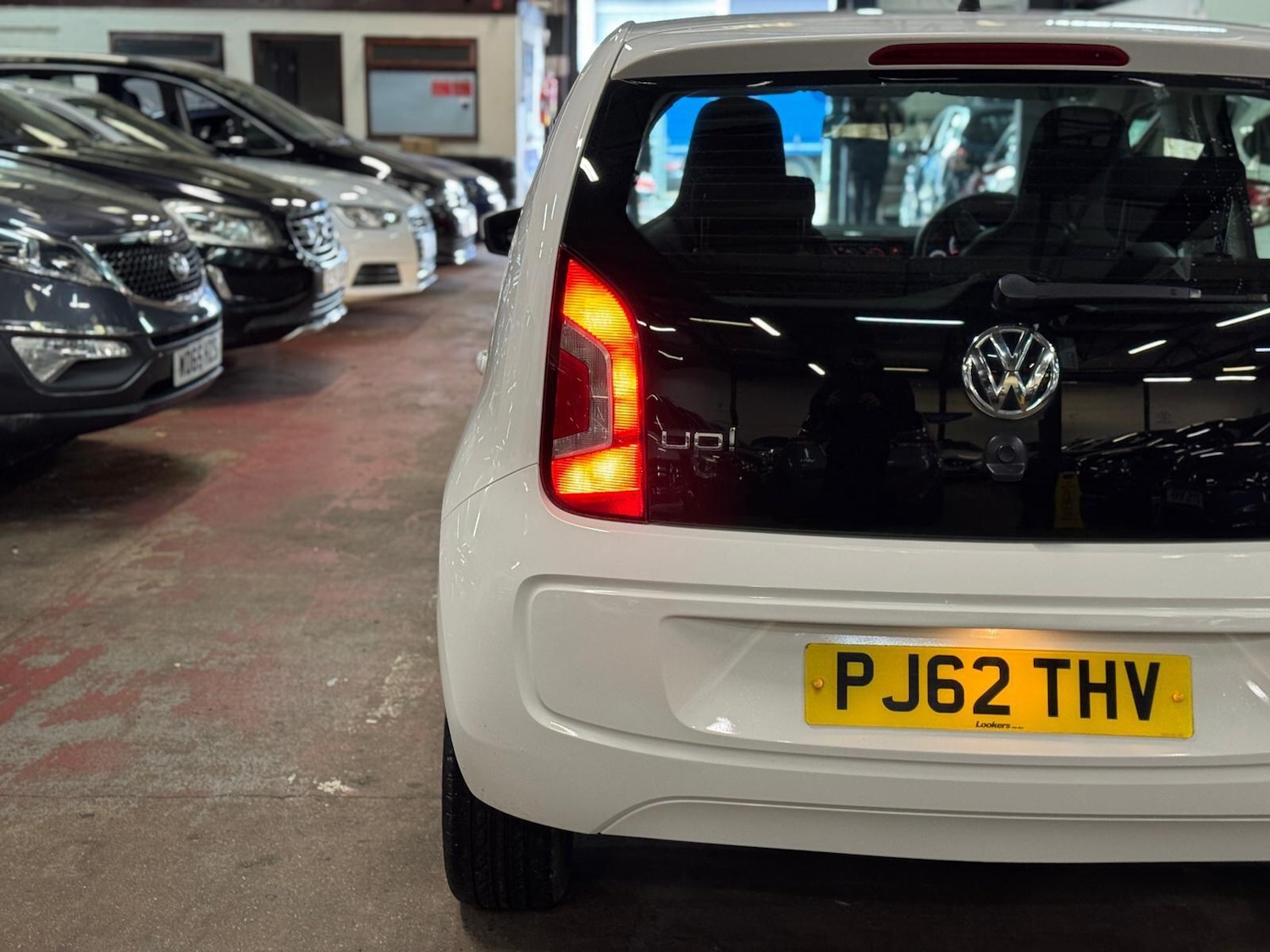 Used Volkswagen up! 2013 for sale - 76714857: Photo 12
