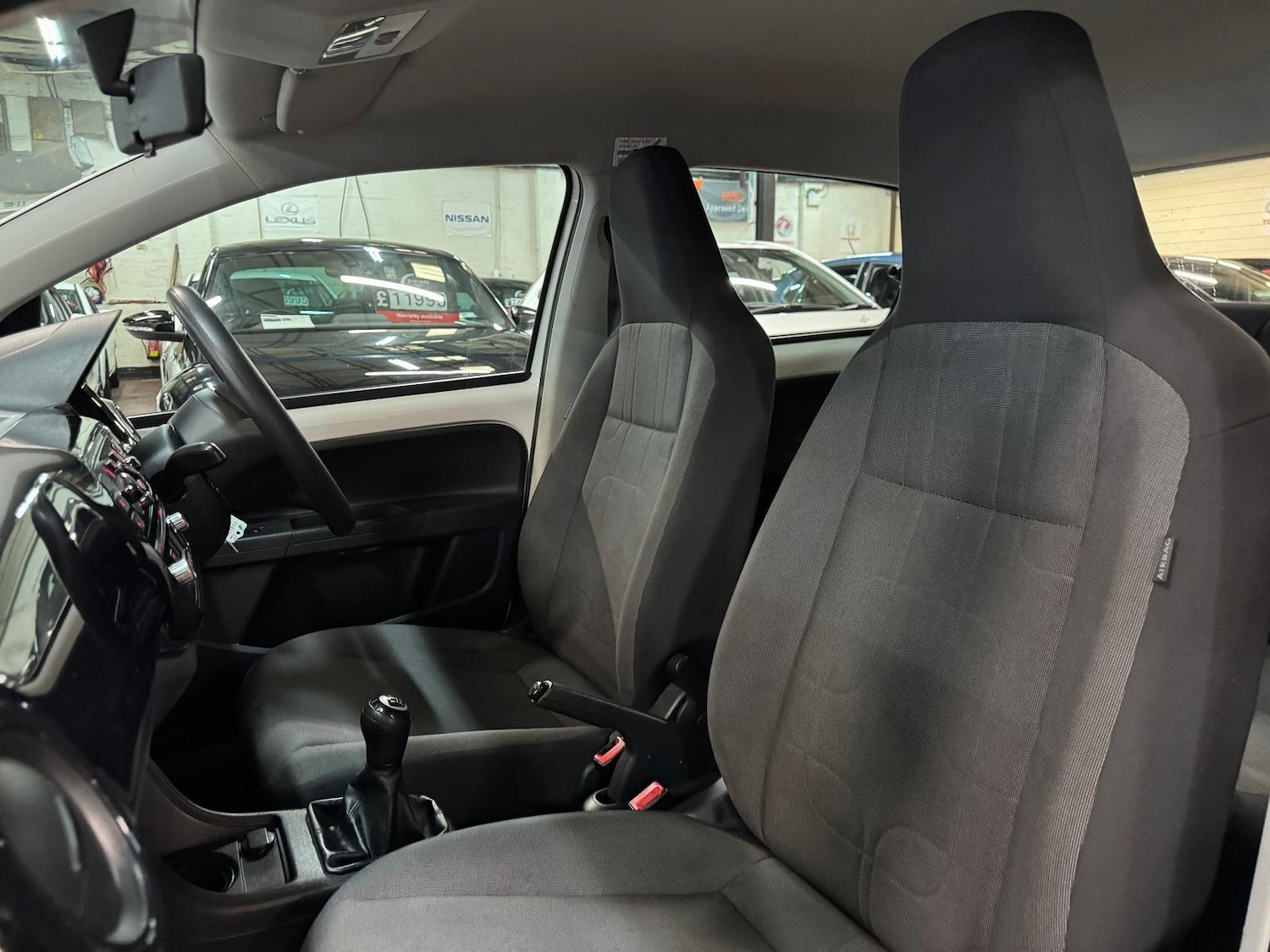 Used Volkswagen up! 2013 for sale - 76714857: Photo 21