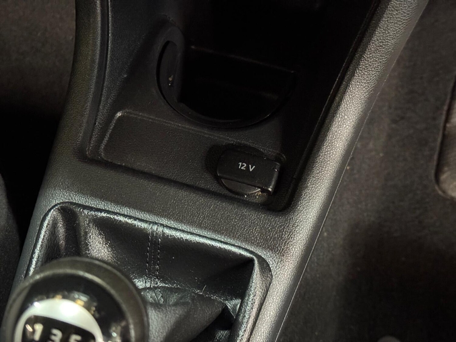 Used Volkswagen up! 2013 for sale - 76714857: Photo 37