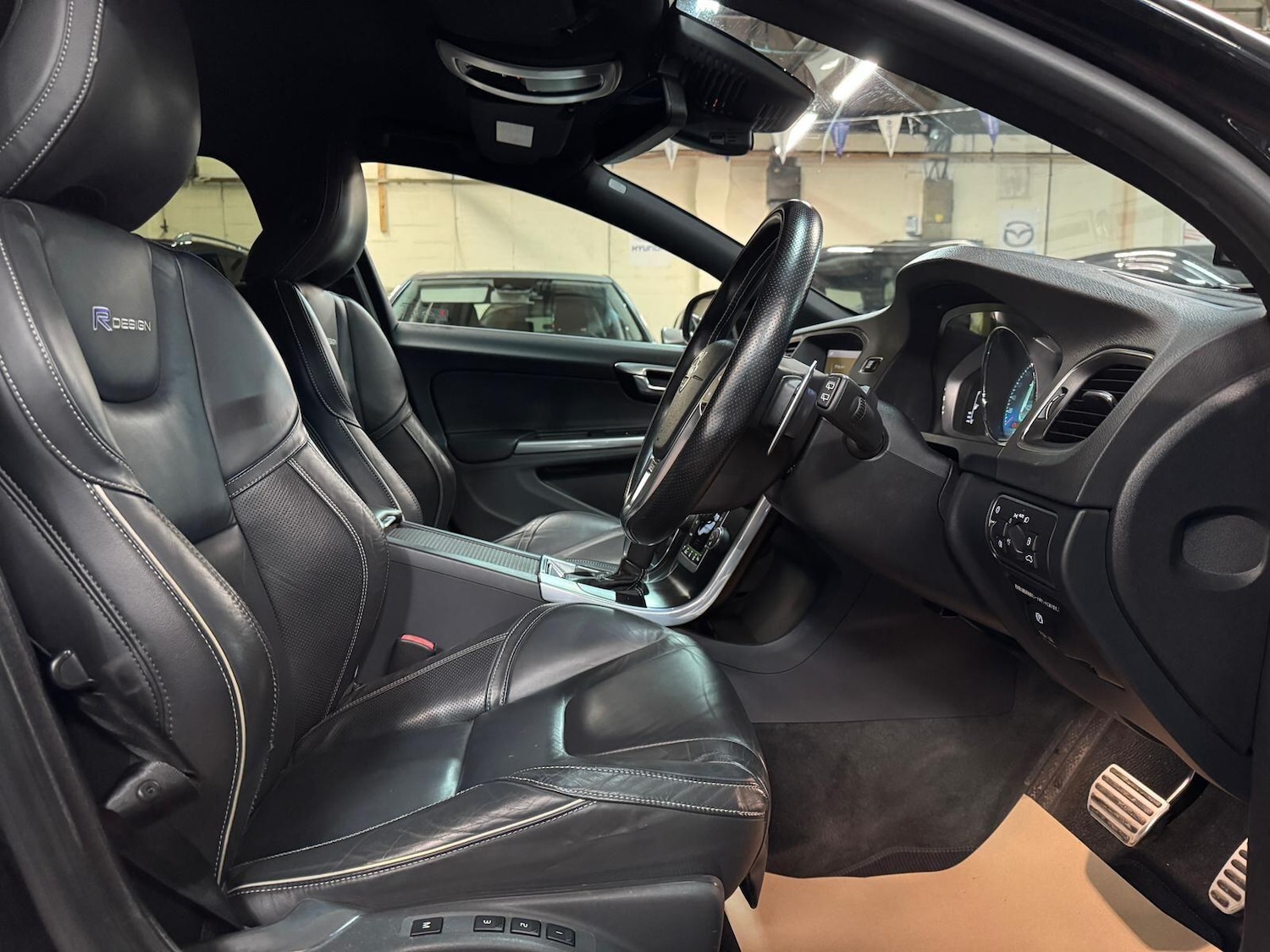 Used Volvo V60 for sale - 77120373: Photo 20