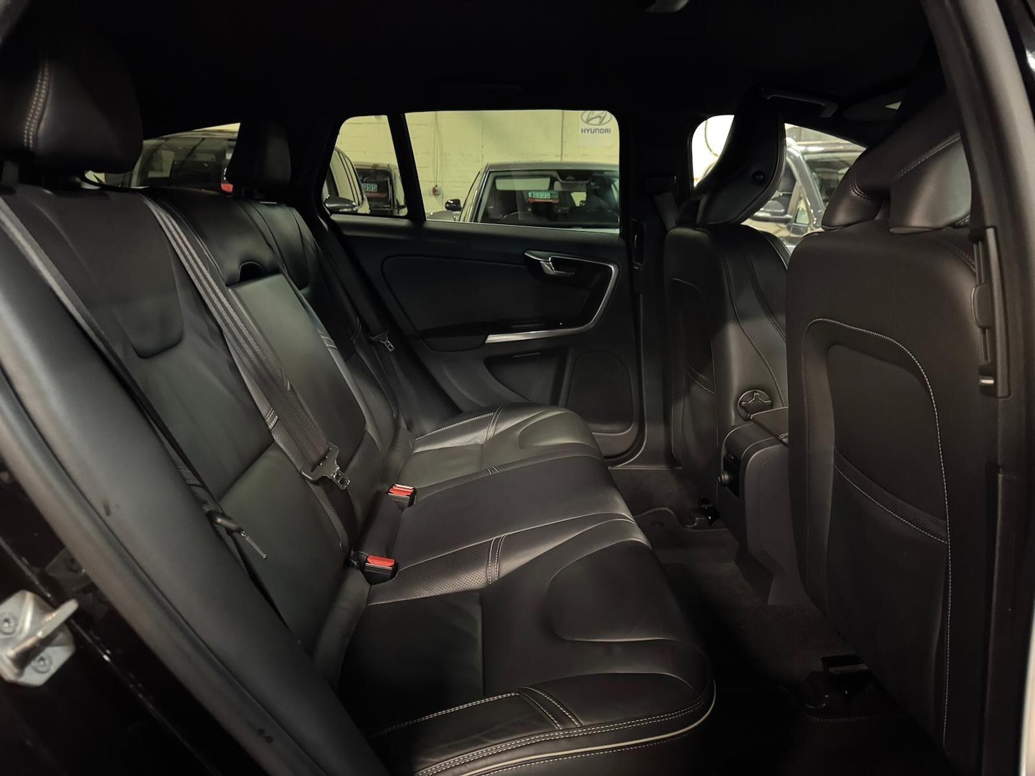 Used Volvo V60 for sale - 77120373: Photo 26