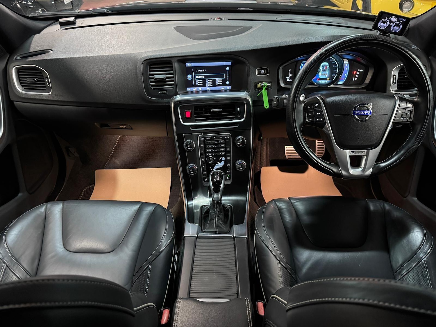 Used Volvo V60 for sale - 77120373: Photo 35