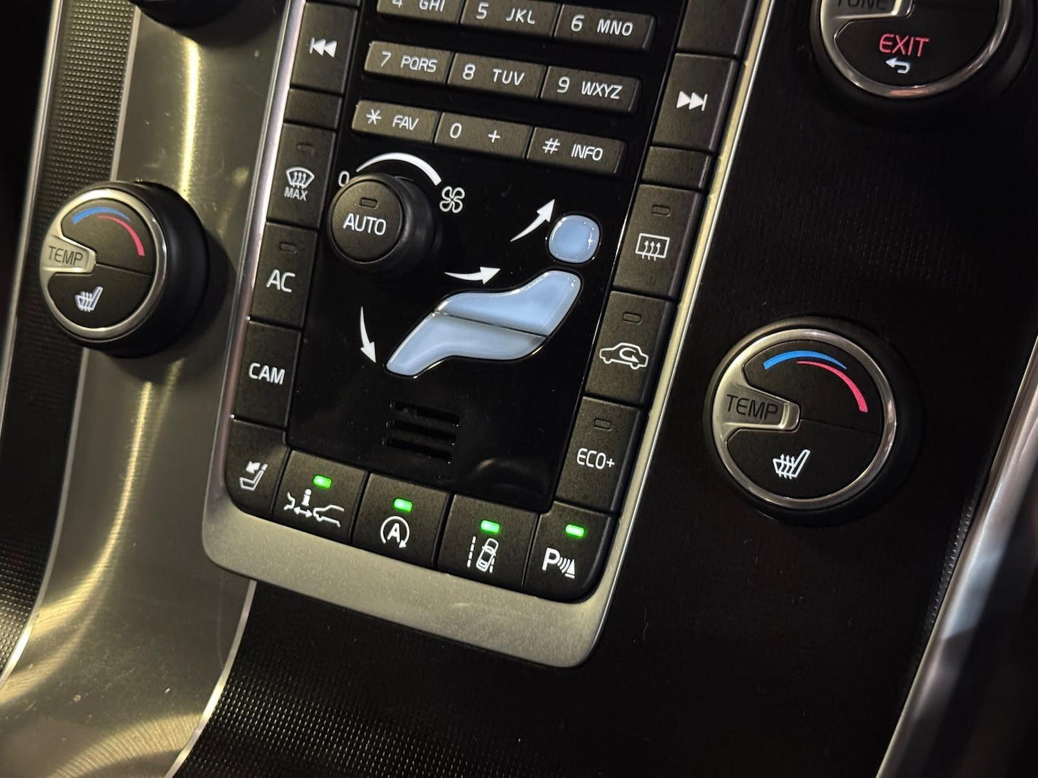 Used Volvo V60 for sale - 77120373: Photo 54