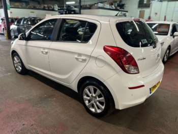 Used Hyundai i20 2012 for sale - 74894911: Photo