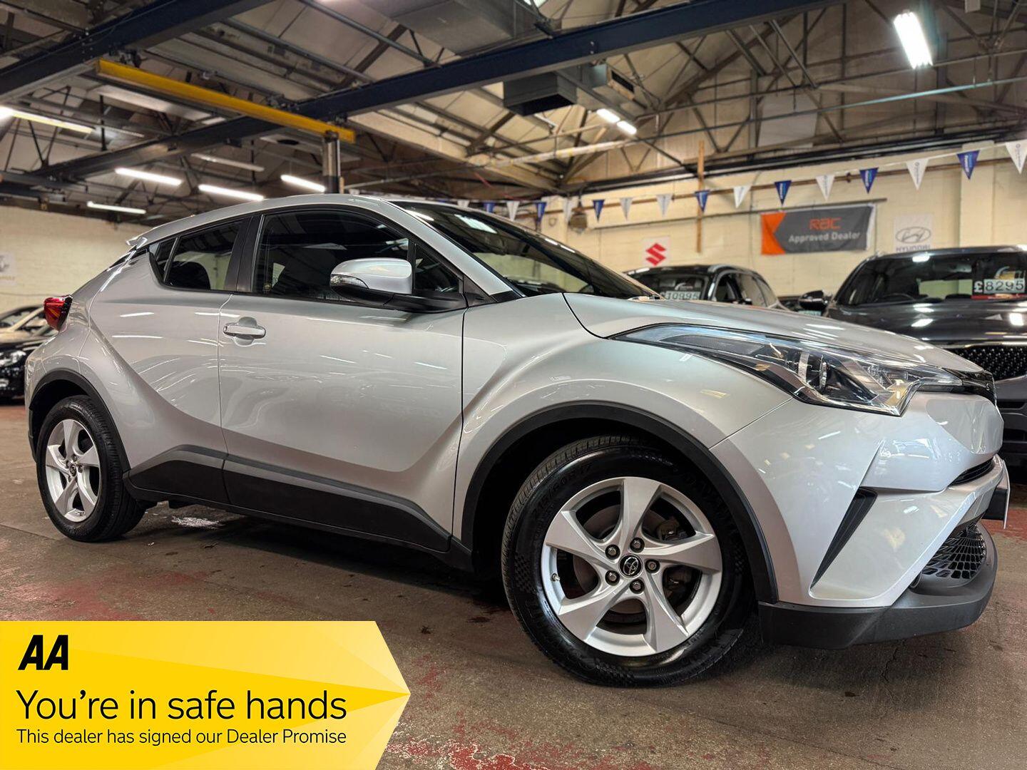 Used Toyota C-HR 2018 for sale - 76657462: Photo 1