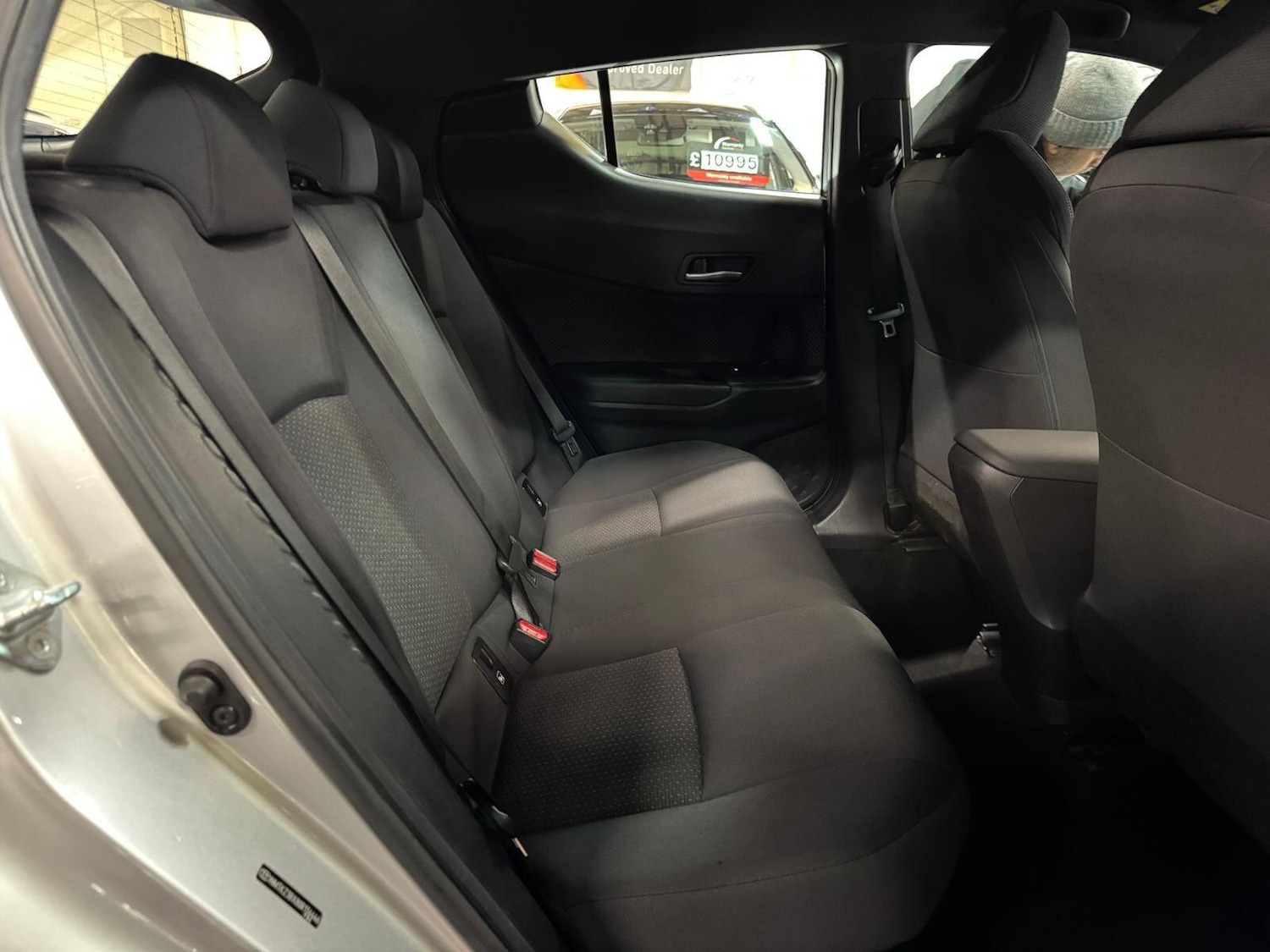 Used Toyota C-HR 2018 for sale - 76657462: Photo 24