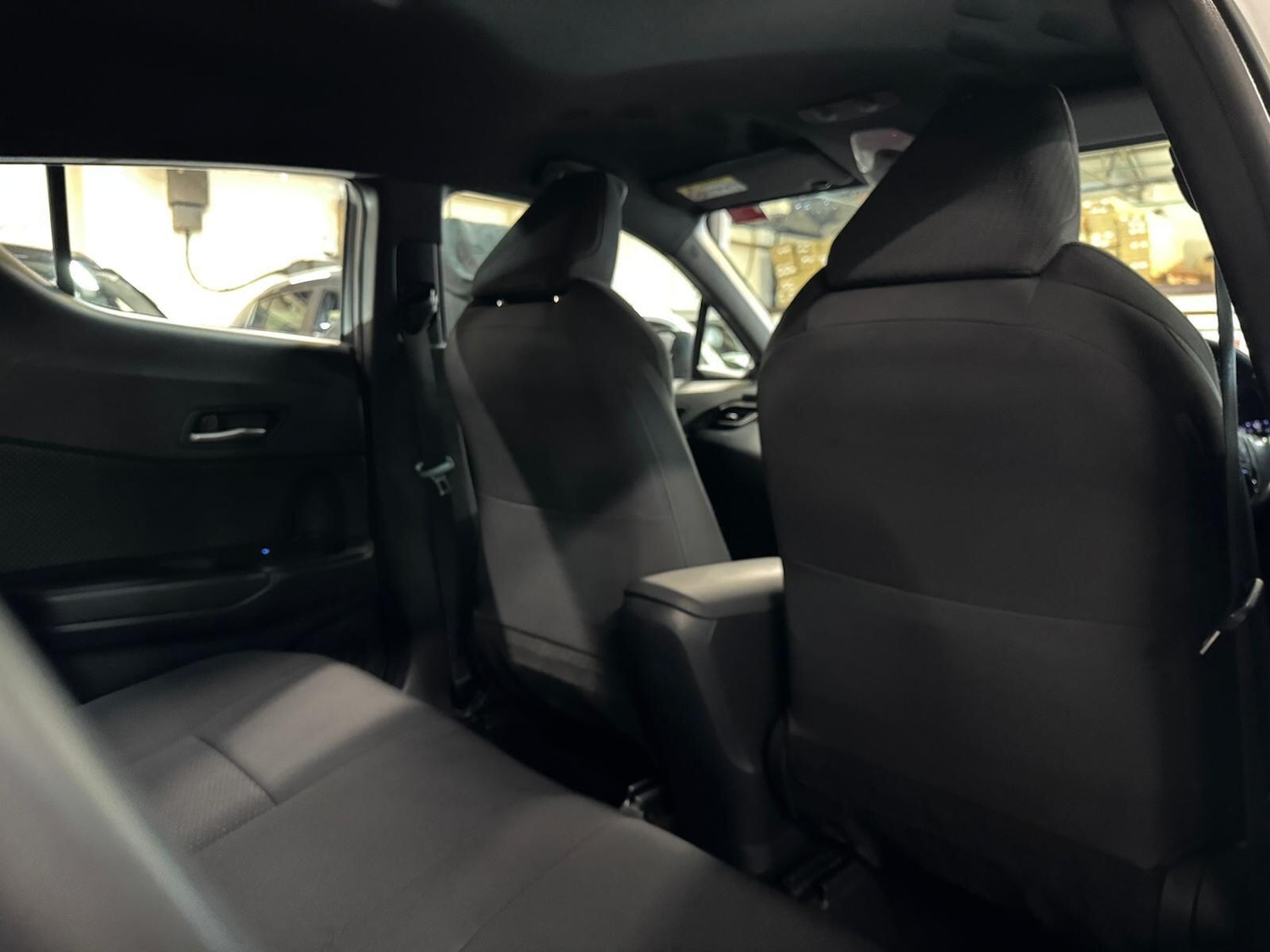 Used Toyota C-HR 2018 for sale - 76657462: Photo 26