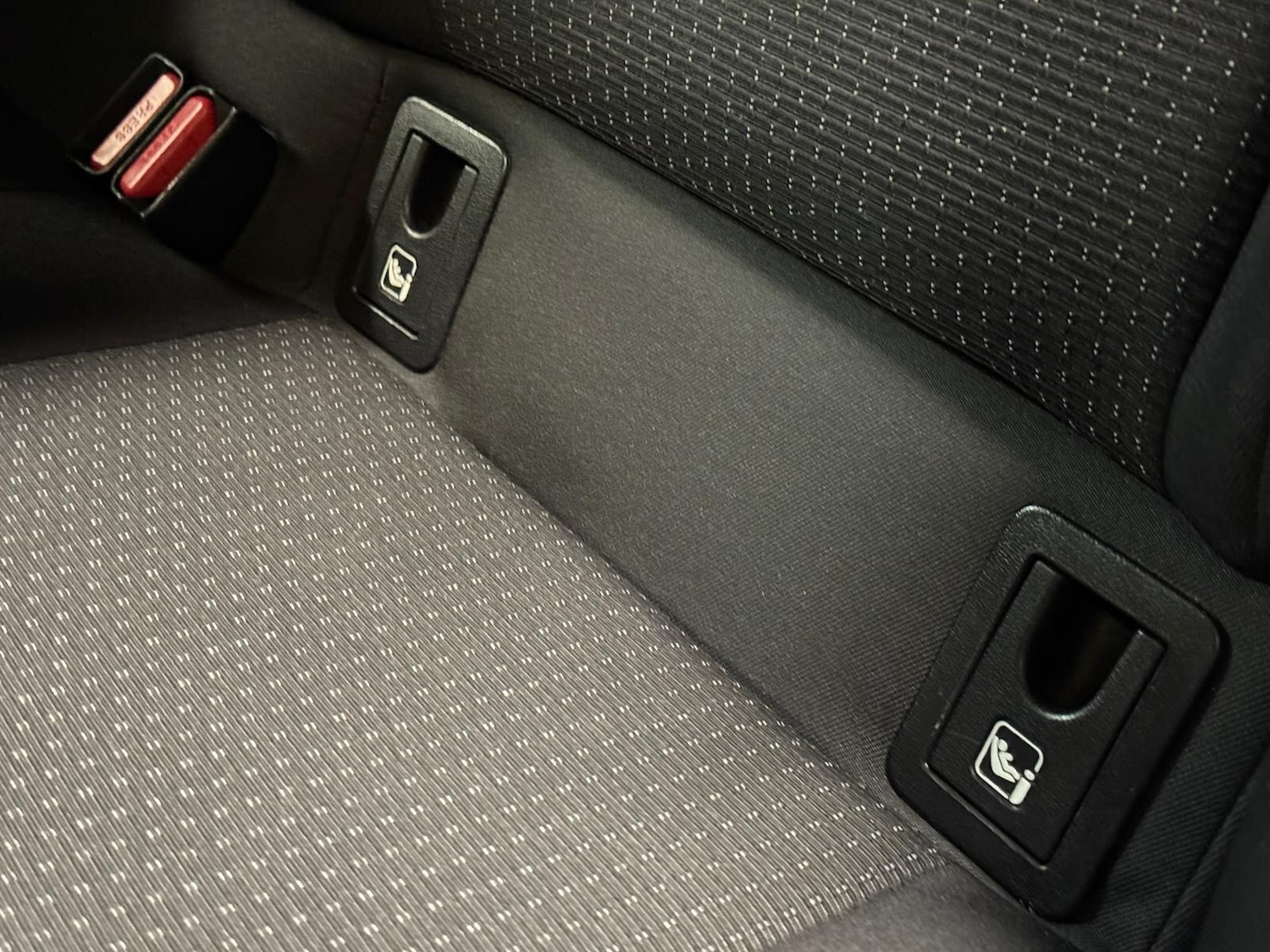 Used Toyota C-HR 2018 for sale - 76657462: Photo 30