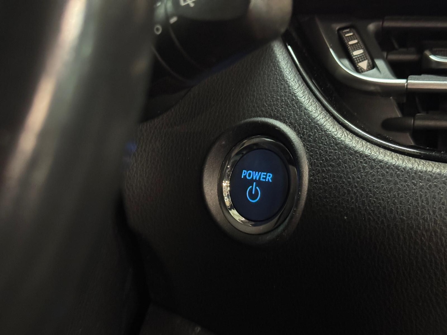 Used Toyota C-HR 2018 for sale - 76657462: Photo 37