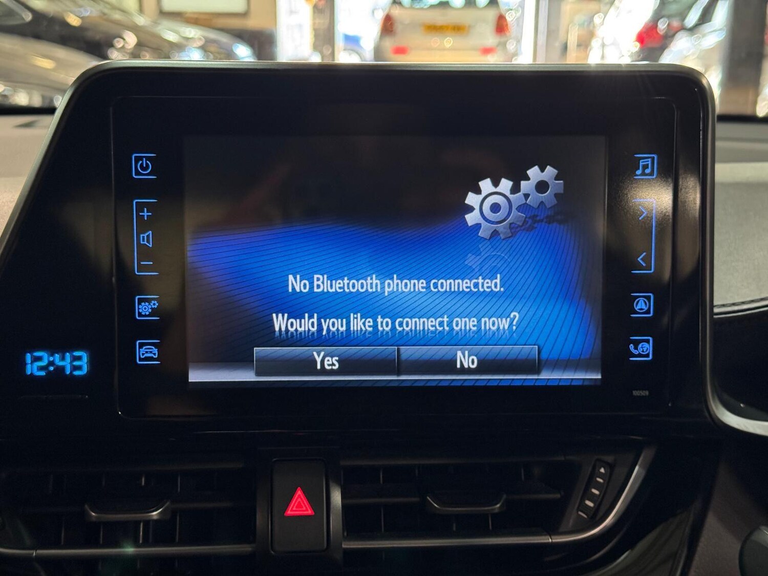 Used Toyota C-HR 2018 for sale - 76657462: Photo 44