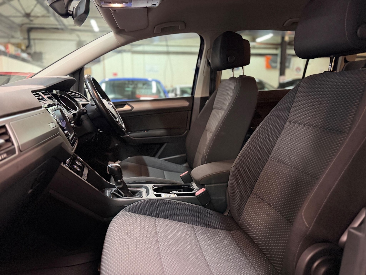 Used Volkswagen Touran for sale - 76458094: Photo 20