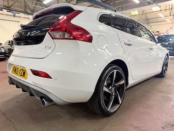 Used Volvo V40 2013 for sale - 79688445: Photo