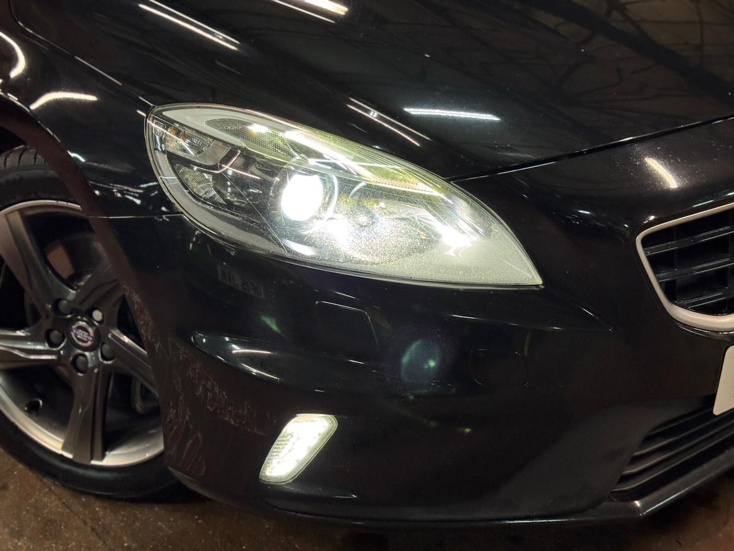 Used Volvo V40 for sale - 77671665: Photo 12