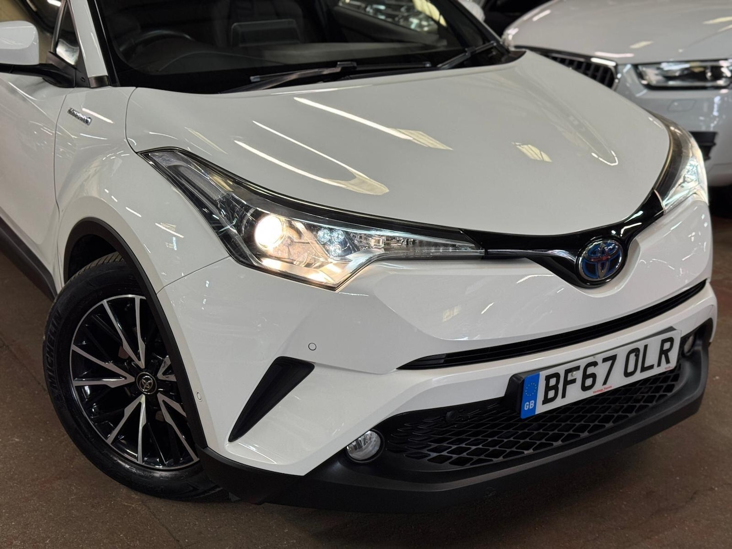 Used Toyota C-HR 2017 for sale - 77723379: Photo 11