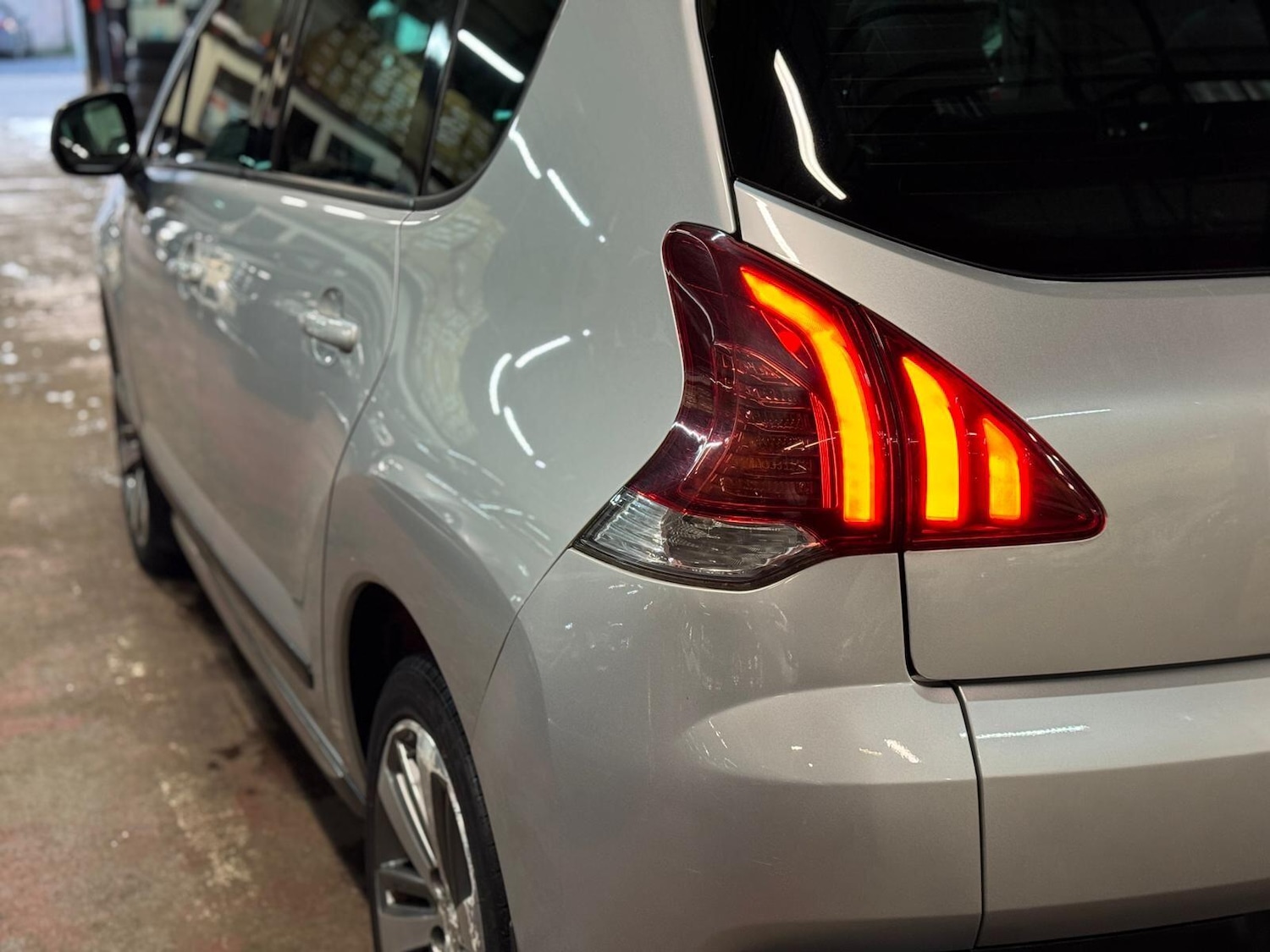 Used Peugeot 3008 2015 for sale - 76926560: Photo 16