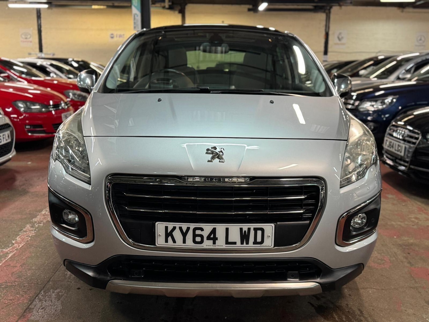 Used Peugeot 3008 2015 for sale - 76926560: Photo 2
