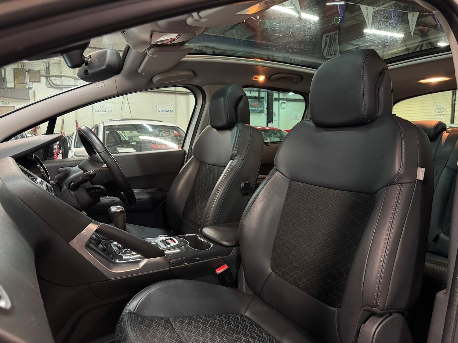 Used Peugeot 3008 2015 for sale - 76926560: Photo 23