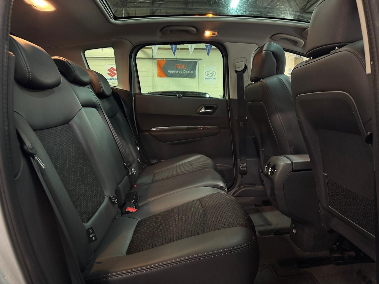 Used Peugeot 3008 2015 for sale - 76926560: Photo 24