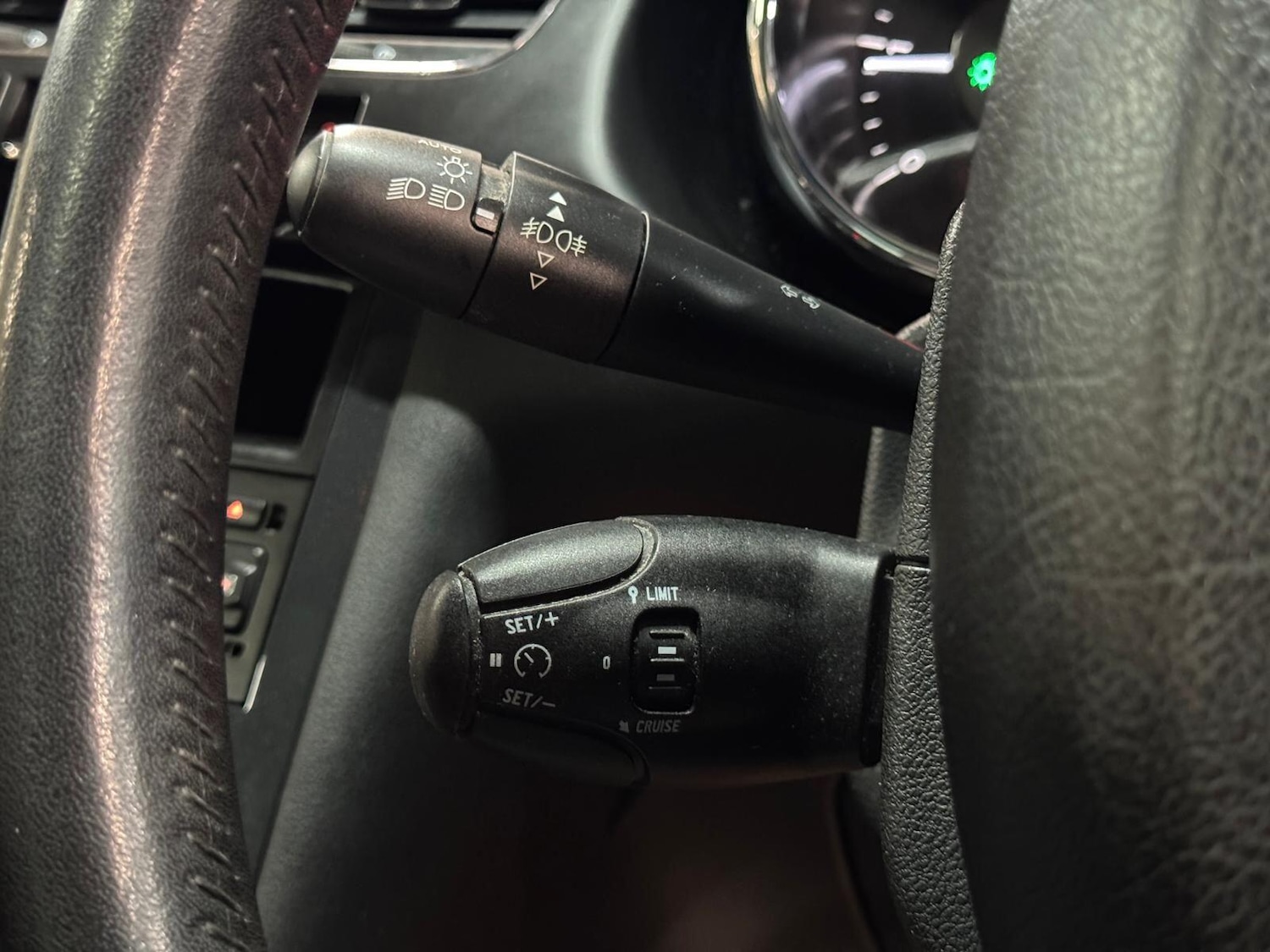 Used Peugeot 3008 2015 for sale - 76926560: Photo 37