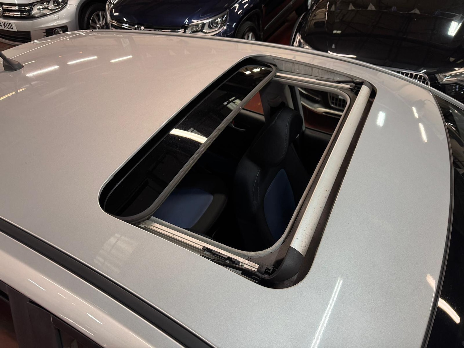 Used Hyundai i10 2016 for sale - 76855898: Photo 16