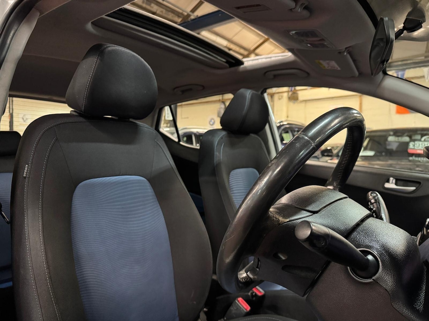 Used Hyundai i10 2016 for sale - 76855898: Photo 20