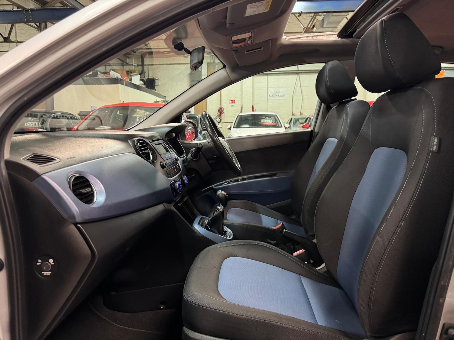 Used Hyundai i10 2016 for sale - 76855898: Photo 21