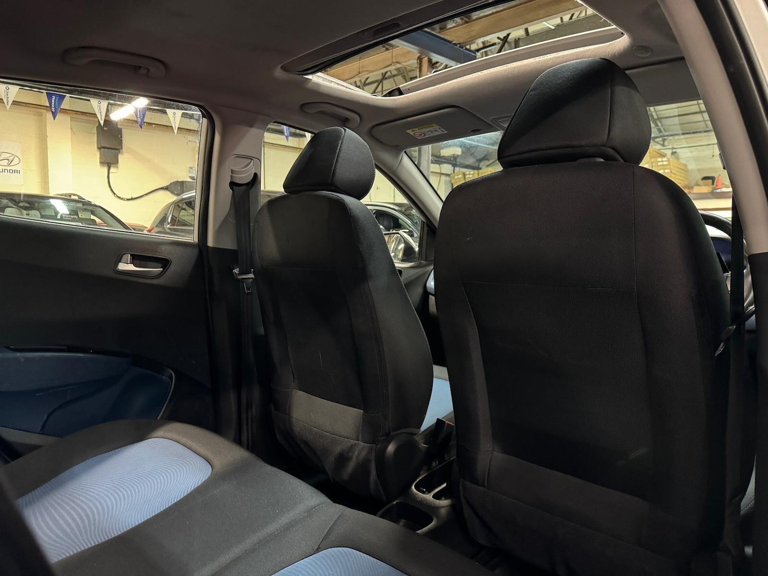 Used Hyundai i10 2016 for sale - 76855898: Photo 26