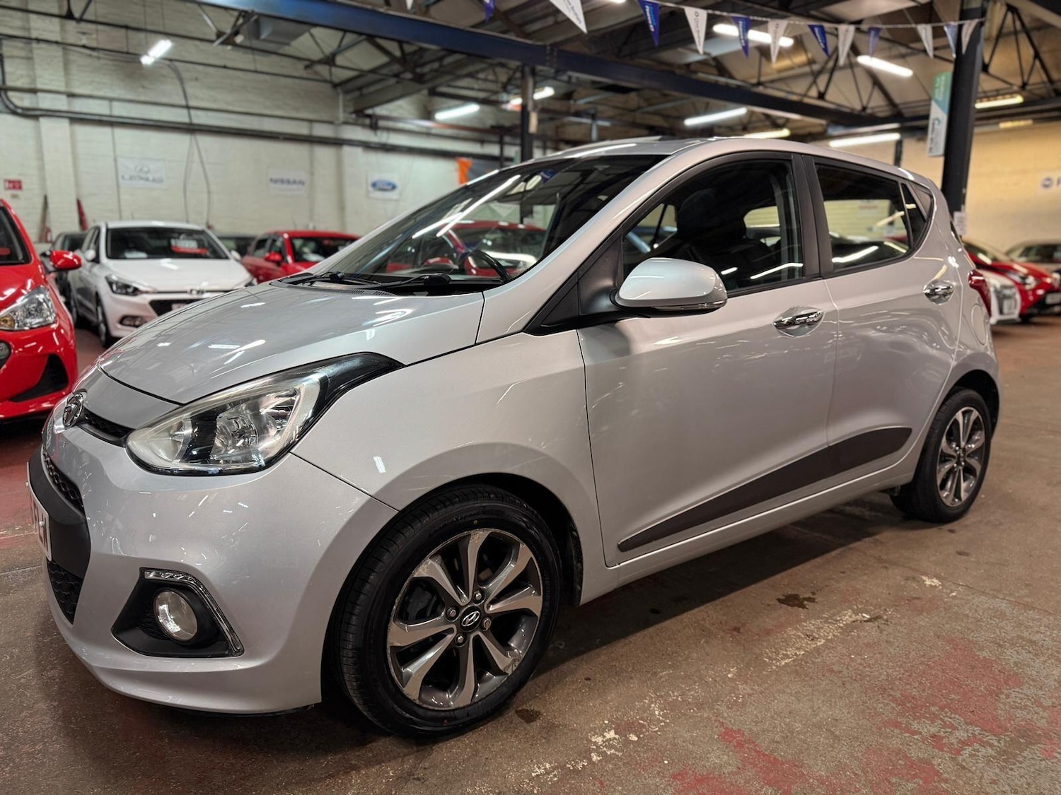 Used Hyundai i10 2016 for sale - 76855898: Photo 3
