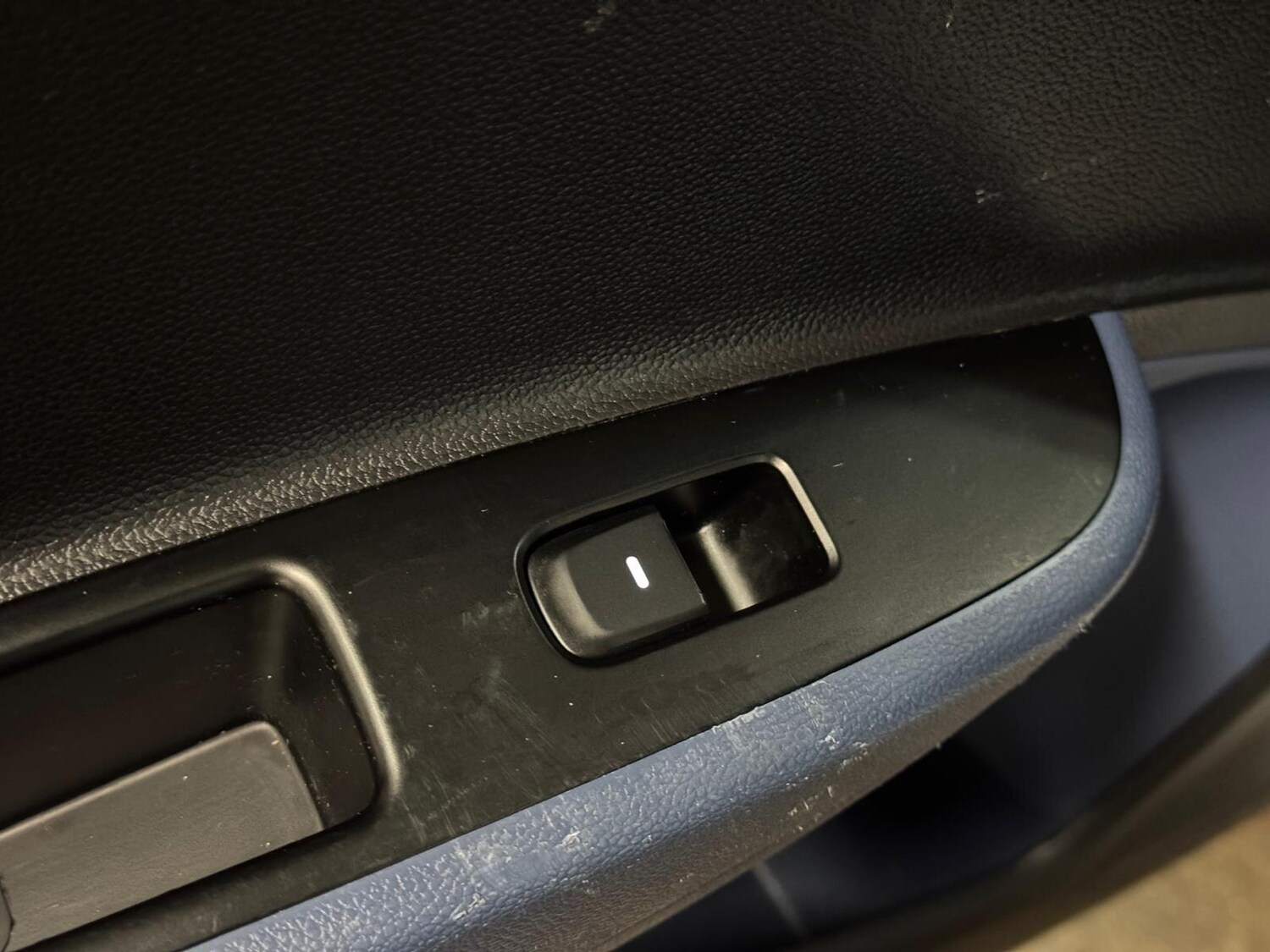 Used Hyundai i10 2016 for sale - 76855898: Photo 31