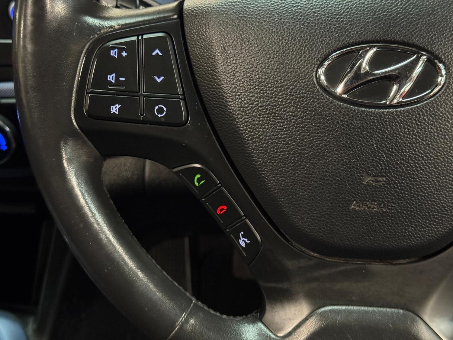 Used Hyundai i10 2016 for sale - 76855898: Photo 35