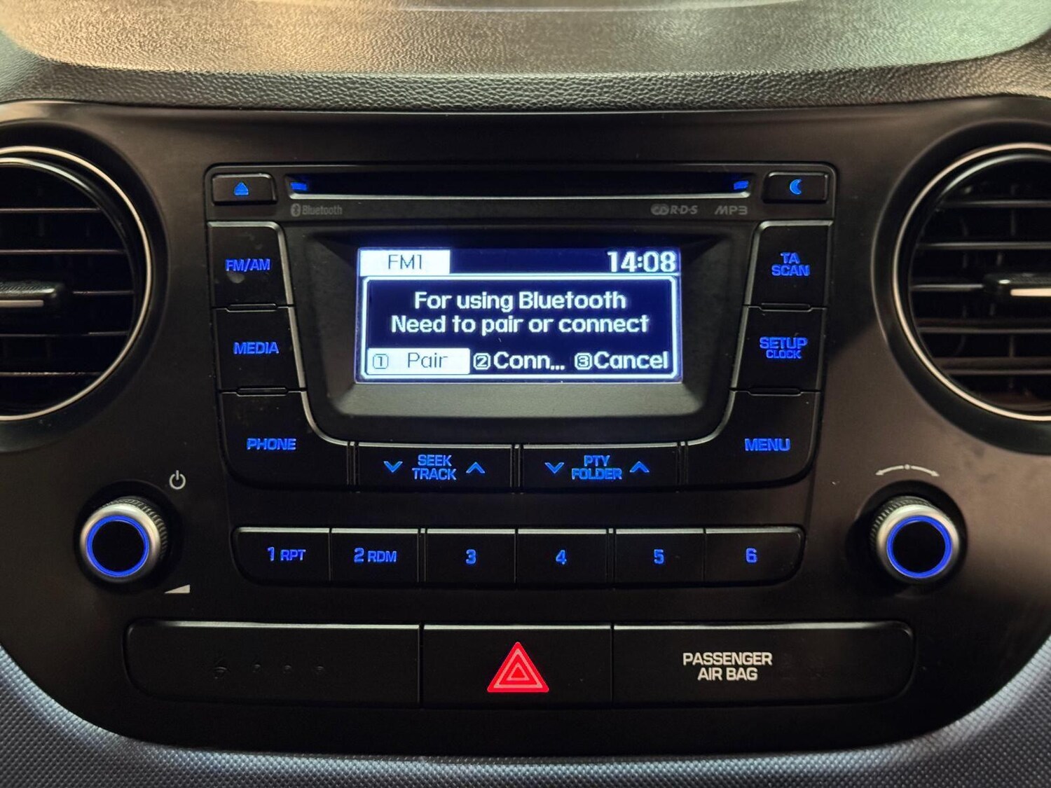 Used Hyundai i10 2016 for sale - 76855898: Photo 40