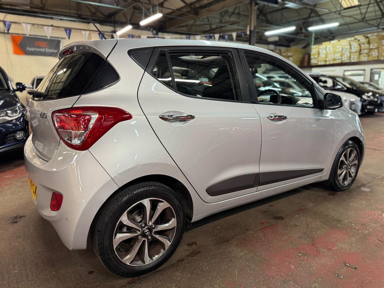 Used Hyundai i10 2016 for sale - 76855898: Photo 6
