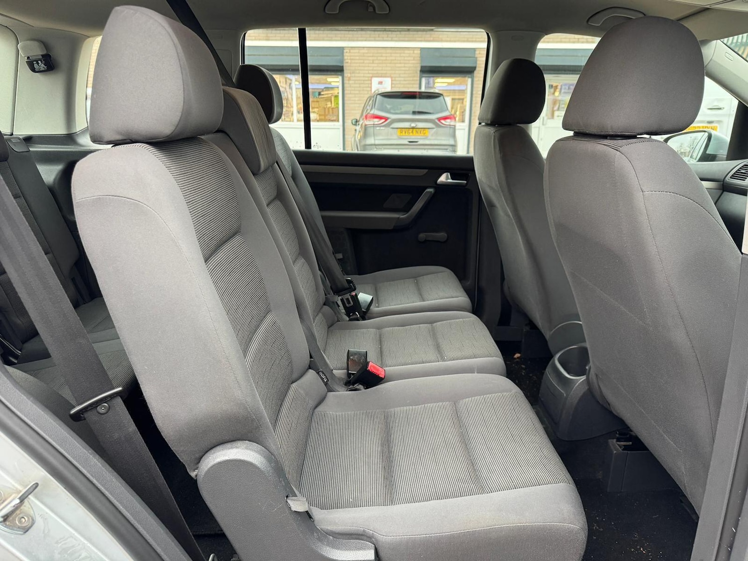 Used Volkswagen Touran 2010 for sale - 77254887: Photo 13