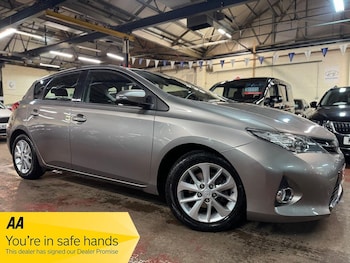 Used Toyota Auris 2013 for sale - 77538450: Photo