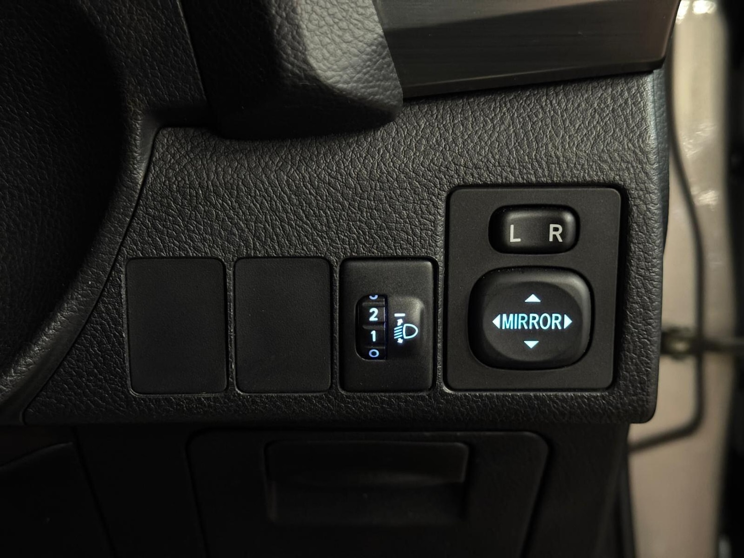 Used Toyota Auris 2013 for sale - 77538450: Photo 36