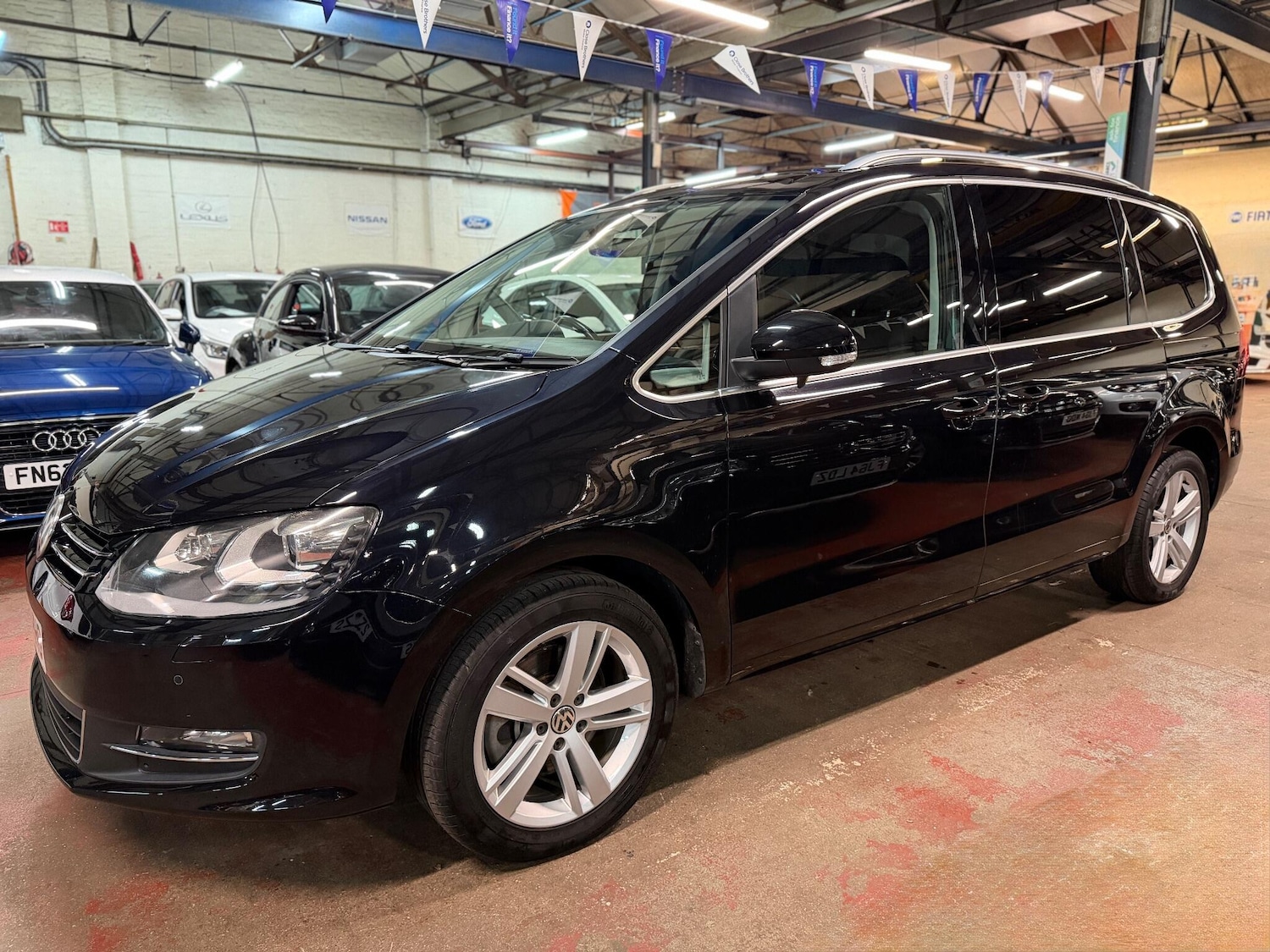 Used Volkswagen Sharan 2025 for sale - 76658036: Photo 3