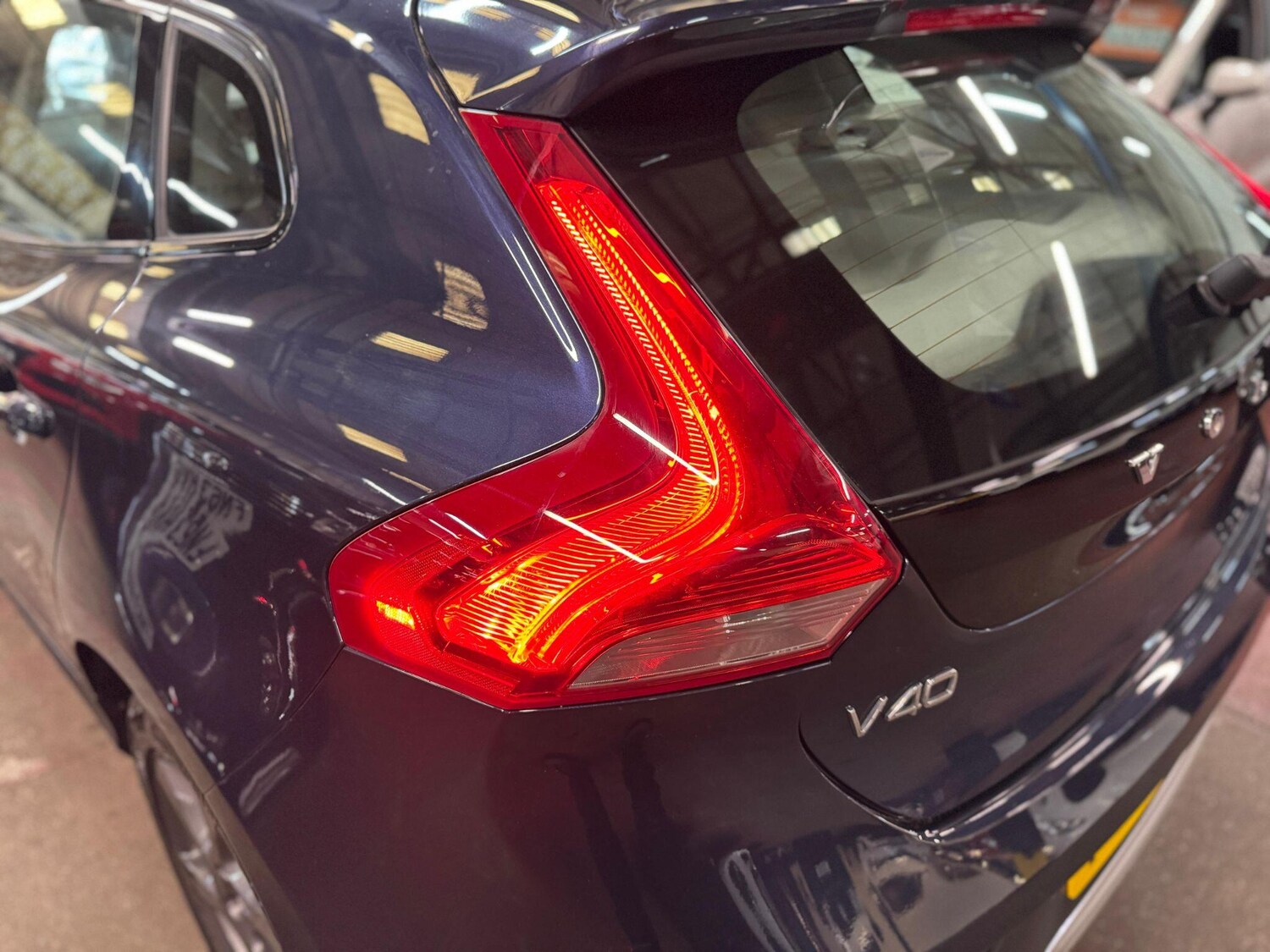 Used Volvo V40 2025 for sale - 76549341: Photo 12