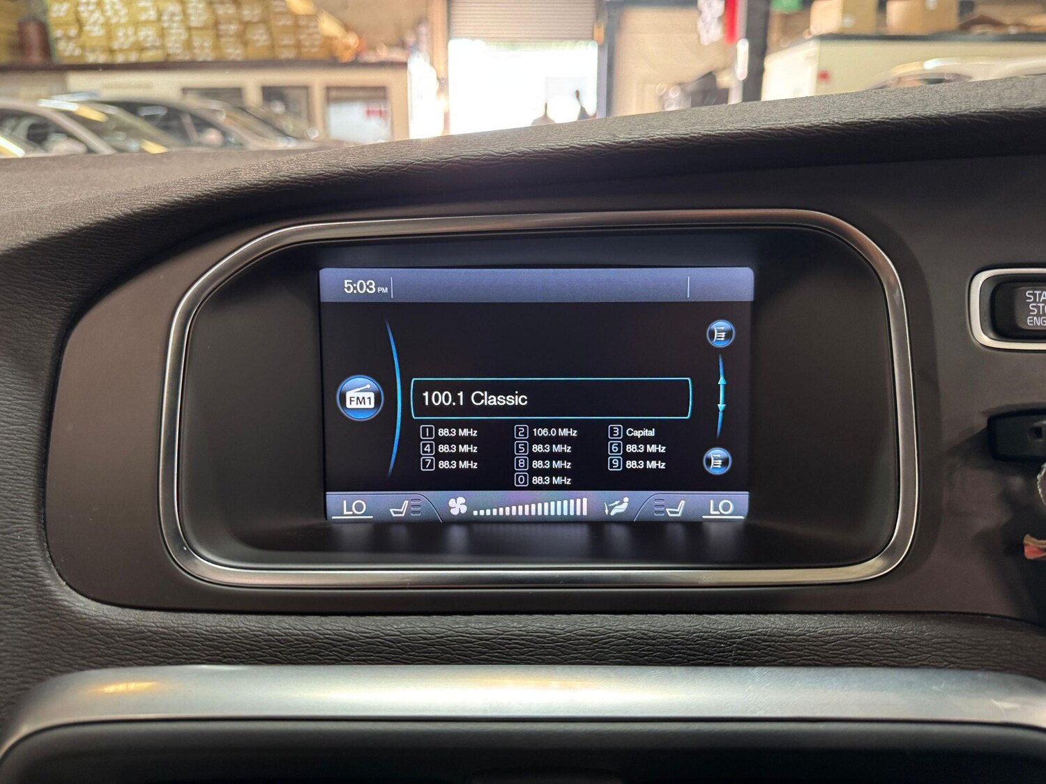 Used Volvo V40 2025 for sale - 76549341: Photo 42