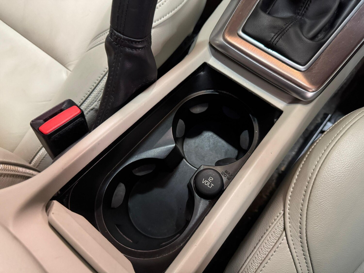 Used Volvo V40 2025 for sale - 76549341: Photo 49