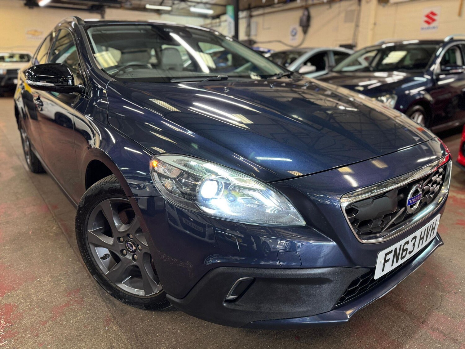 Used Volvo V40 2025 for sale - 76549341: Photo 7