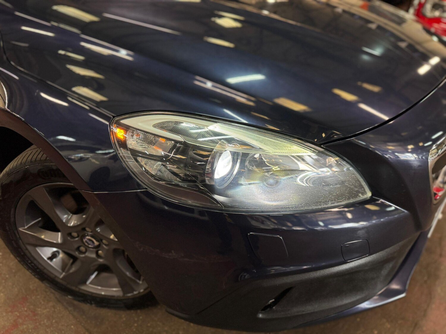 Used Volvo V40 2025 for sale - 76549341: Photo 9