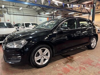 Used Volkswagen Golf 2015 for sale - 76441011: Photo